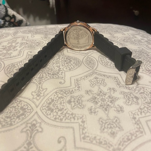 5/$10 | Claire’s Watch - Picture 2 of 4